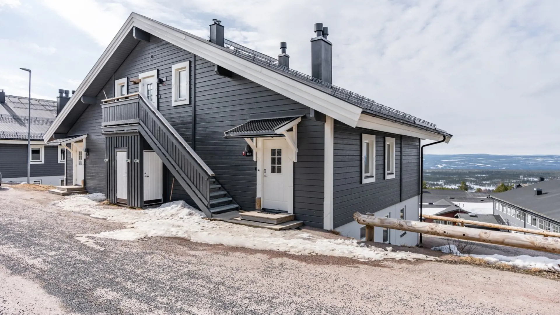 9C - Fjällterassen eller Fjällvägen i Centrumbyn
