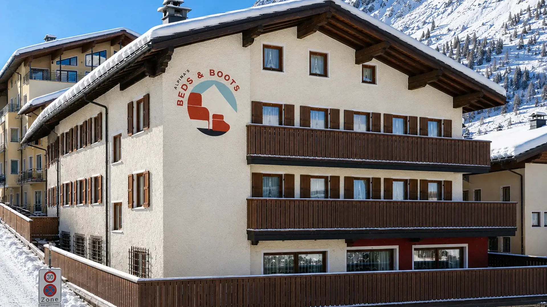 Hotel Alpina BEDS & BOOTS